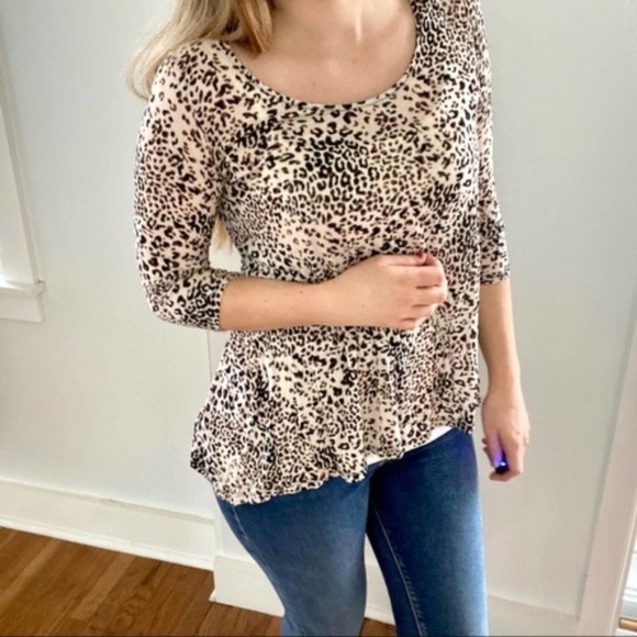Anthropologie W5 Animal Leopard Print Scoop Neck 3/4 Sleeve Top Size Small - Picture 2 of 6